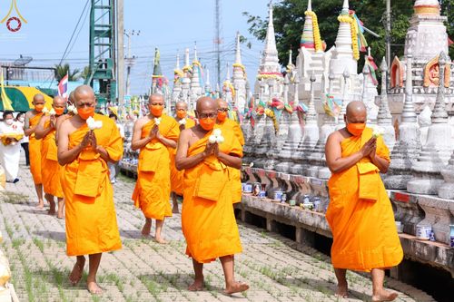 ภาพ No.66804:พิธีอุปสมบท วัดแจ่มราษฎร์ศรัทธาธรรม(วัดสีล้ง) จ.สมุทรปราการ  รับบุญจัดงานโดย สำนักกัลยาณมิตร ภาคนครหลวง 6 เมื่อวันที่ 7 ธันวาคม พ.ศ. 2565