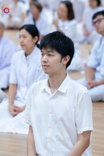 ภาพ No.330636:วันอาทิตย์ที่ 31 พฤษภาคม พ.ศ.2569 พิธีขอขมาผู้ปกครอง อุบาสกอุปสมบทอุทิศชีวิต 11 ท่าน  ณ ห้องแก้วสารพัดนึก 2 วัดพระธรรมกาย จังหวัดปทุมธานี