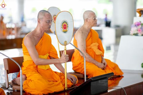ภาพ No.328780:วันเสาร์ที่ 16 พฤษภาคม พ.ศ.2569 พิธีบุพเปตพลี ครั้งที่ 183 ร่วมอุทิศบุญแด่หมู่ญาติที่ล่วงลับไปแล้ว และสืบทอดอายุพระพุทธศาสนา ณ หอฉันคุณยายอาจารย์ฯ  วัดพระธรรมกาย