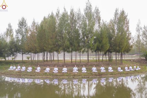 ภาพ No.64196:กิจวัตรกิจกรรมของนาคธรรมทายาท ณ ศูนย์ปฏิบัติธรรมลำปาง ในโครงการอุปสมบทบูชาธรรมมหาปูชนียาจารย์ วันที่ 21 พฤศจิกายน พ.ศ. 2565