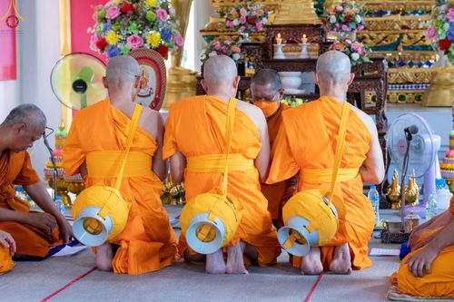 ภาพ No.66010:พิธีอุปสมบทวัดเขาตะแบก อ.ศรีราชา จ.ชลบุรี รับบุญจัดงานโดยสำนักพัฒนาเยาวชนโลก เมื่อวันที่ 7 ธันวาคม พ.ศ. 2565