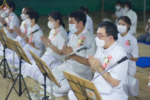 ภาพ No.69893:พิธีถวายภัตตาหารเป็นสังฆทาน แด่คณะพระธรรมยาตราฯ ในโครงการธรรมยาตราฯ ปีที่ 11 ณ อนุสรณ์สถานมหาวิหารพระมงคลเทพมุนี อ.สองพี่น้อง จ.สุพรรณบุรี วันที่ 9 มกราคม พ.ศ. 2566