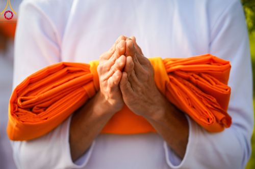 ภาพ No.314089:วันจันทร์ที่ 16 มีนาคม พ.ศ. 2569 พิธีเวียนเทียนประทักษิณ และพิธีบรรพชาสามเณร 500 รูป ณ วิหารมายาเทวี ประเทศเนปาล