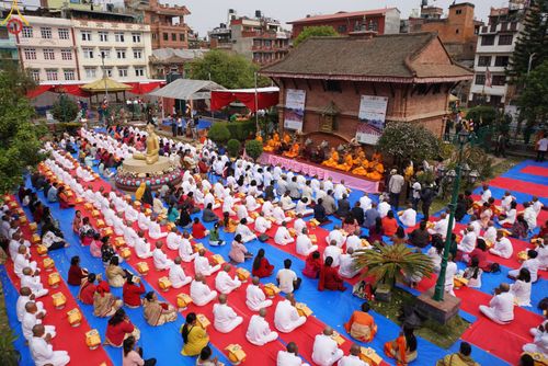 ภาพ No.77628:พิธีตัดปอยผมและปลงผมนาคธรรมทายาท ในโครงการบรรพชาสามเณรหมู่ ประเทศเนปาล วันที่ 11 มีนาคม พ.ศ.2566