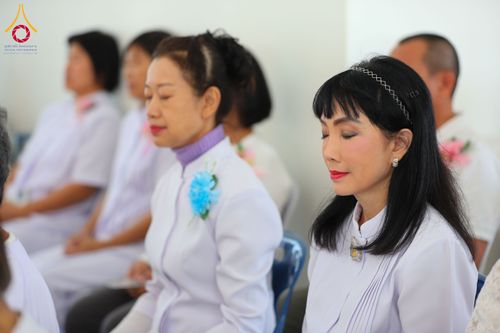 ภาพ No.291119:วันพุธที่ 7 มกราคม พ.ศ. 2569  พิธีบรรจุพระบรมสารีริกธาตุภายในพระเกตุองค์พระประธาน สมโภชพระประธาน พระธรรมกาย พิธีทอดผ้าป่า บุญแสงสว่าง ติดตั้งโซล่าเซล ณ ศูนย์ปฏิบัติธรรมพระมงคลเทพมุนี อ.สองพี่น้อง จ.สุพรรณบุรี