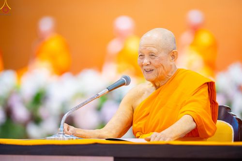 ภาพ No.281137:วันที่ 21 ธันวาคม พ.ศ.2568 พิธีมุทิตาหลวงพ่อทัตตชีโว ณ ห้องแก้วสารพัดนึก วัดพระธรรมกาย