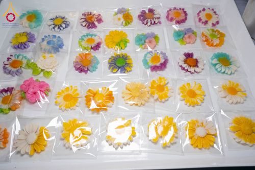 ภาพ No.300302:วันที่ 22 มกราคม พ.ศ. 2569 พิธีถวายภัตตาหารเป็นสังฆทาน แด่พระธรรมยาตรา ณ อนุสรณ์สถานบางปลา วัดบางปลา อำเภอบางเลน จังหวัดนครปฐม ในโครงการธรรมยาตรา กตัญญูบูชา มหาปูชนียาจารย์ พระมงคลเทพมุนี(สด จนฺทสโร) พระผู้ปราบมาร อนุสรณ์สถาน 7 แห่ง ปีที่ 14