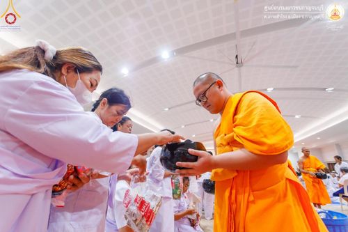 ภาพ No.152280:โครงการอบรมอุบาสก อุบาสิกาแก้ว ตัวแทนทอดกฐิน 30,000 วัด ทั่วไทย ระหว่างวันที่ 6-8 กันยายน พ.ศ. 2567 ณ ศูนย์อบรมเยาวชนกาญจนบุรี