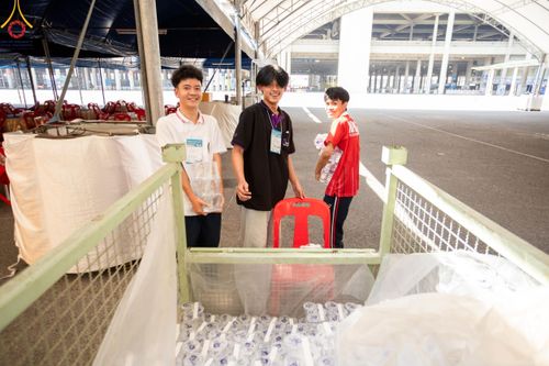 ภาพ No.59554:การอบรมอาสาสมัคร  เตรียมงานและจัดถวายภัตตาหาร แด่พระสังฆาธิการ 10,000 กว่าวัดทั่วประเทศ ในวันที่ 21-22 เมษายน พ.ศ.2567 เพื่องานวันคุ้มครองโลก จัดโดย ชมรมพุทธศาสตร์สากลฯ