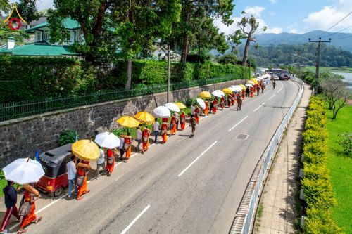 ภาพ No.226452:วันที่ 7-10 พฤษภาคม พ.ศ. 2568 โครงการเดินธรรมยาตรา สยาม-ลังกา ธรรมยาตรา ฉลองเทศกาลวิสาขบูชาแห่งชาติ ศรีลังกา บูชาธรรม 81 ปี หลวงพ่อธัมมชโย เมืองนูวราอิลิยา ประเทศศรีลังกา