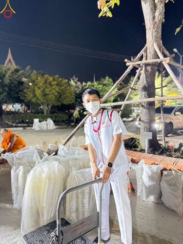 ภาพ No.204220:V.52 สารพัดV สารพัดดี ที่วัดสองพี่น้อง ในโครงการธรรมยาตรา กตัญญูบูชา มหาปูชนียาจารย์ พระมงคลเทพมุนี(สด จนฺทสโร) พระผู้ปราบมาร อนุสรณ์สถาน 7 แห่ง ปีที่ 13 ระหว่างวันที่ 2-31 มกราคม พ.ศ. 2568