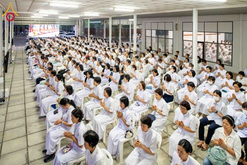 ภาพ No.314699:วันเสาร์ที่ 21 มีนาคม พ.ศ. 2569 พิธีบำเพ็ญกุศล คุณพ่อณรงค์ จินตมากุล  สิริอายุ 99 ปี 11 เดือน โยมบิดา พระครูปลัดรัตนวีรวัฒน์ (รังสฤษดิ์ อิทฺธิจินตโก) ที่ปรึกษาเจ้าคณะจังหวัดปทุมธานี เจ้าอาวาสวัดพระธรรมกาย  ณ ห้องปลูกศรัทธา 2 วัดพระธรรมกาย ปทุมธานี