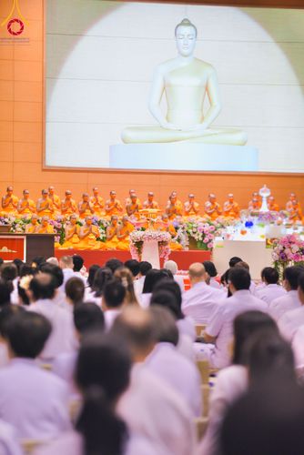 ภาพ No.92348:พิธีทอดกฐินธรรมชัยเพื่อสร้างอาคาร 115 ปี คุณยายอาจารย์มหารัตนอุบาสิกาจันทร์ ขนนกยูง อาทิตย์ต้นเดือนที่ 5 พฤศจิกายน พ.ศ. 2566 ณ วัดพระธรรมกาย จ.ปทุมธานี