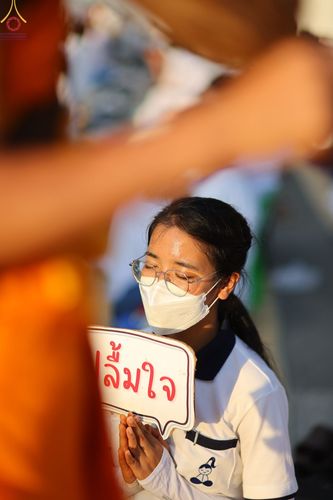 ภาพ No.70771:พิธีต้อนรับพระธรรมยาตรา ในโครงการธรรมยาตรากตัญญูบูชา มหาปูชนียาจารย์ พระมงคลเทพมุนี(สด จนฺทสโร) พระผู้ปราบมาร อนุสรณ์สถาน 7 แห่ง ปีที่ 11 วันที่ 14 มกราคม พ.ศ. 2566 ณ อนุสรณ์สถานลำดับที่ 3 สถานที่เกิดในเพศสมณะ วัดสองพี่น้อง อ.สองพี่น้อง จ.สุพรรณบุรี