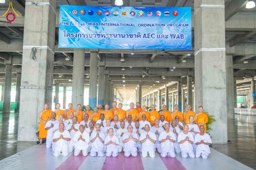 ภาพ No.339853:วันที่ 19 กรกฎาคม พ.ศ.2569 พิธีตัดปอยผม โครงการบวชพระนานาชาติ AEC และ WAB รุ่นที่ 10 THE AEC & INTERNATIONAL ORDINATION PROGRAM ณ มหารัตนวิหารคด 30 วัดพระธรรมกาย ปทุมธานี
