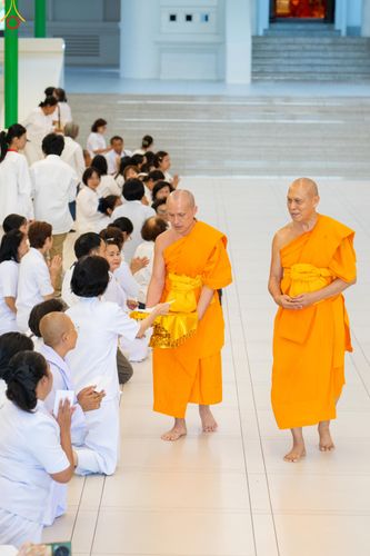 ภาพ No.335430:วันเสาร์ที่ 13 มิถุนายน พ.ศ.2569 พิธีขอบรรพชา , พิธีขอสรณคมน์และศีล , พิธีถวายบาตร , พิธีอุปสมบท โครงการอุปสมบทหมู่ผู้บริหาร รุ่นที่ 16 , โครงการอุปสมบทหมู่ธรรมทายาท  ระดับอุดมศึกษา รุ่นที่ 53 (ภาคฤดูฝน) ณ โบสถ์พระไตรปิฏก วัดพระธรรมกาย