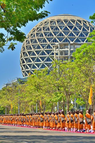 ภาพ No.304577:วันที่ 25 มกราคม พ.ศ. 2569 พิธีต้อนรับพระธรรมยาตรา (ภาพชุดที่ 2) รร.สามัคคีราษฏร์บำรุง-วัดพระธรรมกาย ในโครงการธรรมยาตรา กตัญญูบูชา มหาปูชนียาจารย์ พระมงคลเทพมุนี(สด จนฺทสโร) พระผู้ปราบมาร อนุสรณ์สถาน 7 แห่ง ปีที่ 14