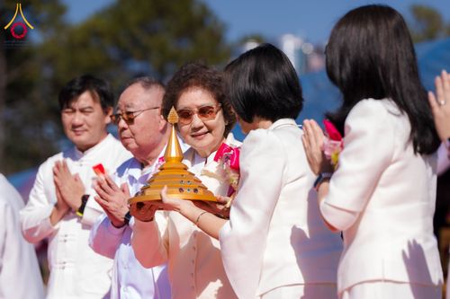 ภาพ No.309293:วันเสาร์ที่ 7 กุมภาพันธ์ พ.ศ.2569 พิธีบรรจุพระบรมสารีริกธาตุ ประดิษฐาน  ณ เจดีย์วัดทุ่งเจริญธรรม อ.อมก๋อย จ.เชียงใหม่