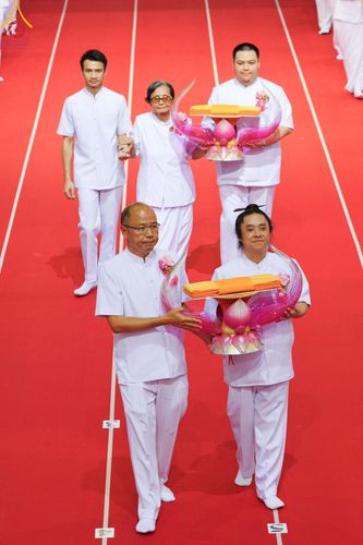 ภาพ No.154515:พิธีทอดผ้าป่าสมทบกฐินวัดพระธรรมกาย และสมทบกฐิน 30,000 วัดทั่วไทย ครั้งที่ 2 ณ สภาธรรมกายสากล วัดพระธรรมกาย วันอังคารที่ 17 กันยายน พ.ศ. 2567