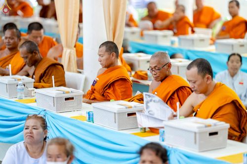 ภาพ No.233543:วันจันทร์ที่ 7 กรกฎาคม พ.ศ. 2568 จังหวัดบุรีรัมย์รวมใจ สัมมนาคณะสงฆ์ เพื่อฟื้นฟูพระพุทธศาสนา  โครงการทอดกฐินสามัคคีทั่วไทย 30,000 วัด ประจำปีพุทธศักราช 2568 และพิธีถวายมหาสังฆทาน 300 กว่าวัด โดยคณะศิษยานุศิษย์ บูชาธรรม 81 ปี หลวงพ่อธัมมชโย  ณ วัดกลาง พระ