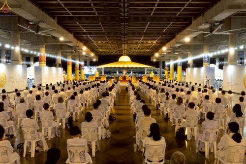 ภาพ No.241199:วันพุธที่ 27 สิงหาคม พ.ศ. 2568 พิธีฉลองชัยสวดมนต์ บทธัมมจักกัปปวัตตนสูตร ครบ 7,650,575,757 จบ ในวันธรรมชัย วัดพระธรรมกาย