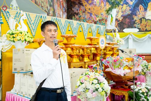 ภาพ No.162745:โครงการกฐินสามัคคีทั่วไทย 30,000 วัด บูชาธรรม 80 ปี หลวงพ่อธัมมชโย โดย คณะศิษยานุศิษย์วัดพระธรรมกาย ณ วัดโบสถ์บน จ.นนทบุรี วันที่ 19 ตุลาคม พ.ศ. 2567