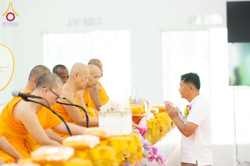 ภาพ No.238554:วันอาทิตย์ที่ 17 สิงหาคม พ.ศ. 2568 พิธีทอดผ้าป่าบำรุงศูนย์อบรมเยาวชนนครปฐม ครบรอบ 14 ปี และพิธีปลูกต้นไม้รอบสระเศรษฐี ณ ศูนย์อบรมเยาวชนนครปฐม