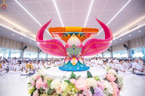 ภาพ No.128874:พิธีทอดผ้าป่าฉลองมหารัตนเจดีย์สิริปทุมสวรรค์ ณ ศูนย์ปฏิบัติธรรมภาคใต้ อ.บางกล่ำ จ.สงขลา วันที่ 10 มีนาคม พ.ศ. 2567