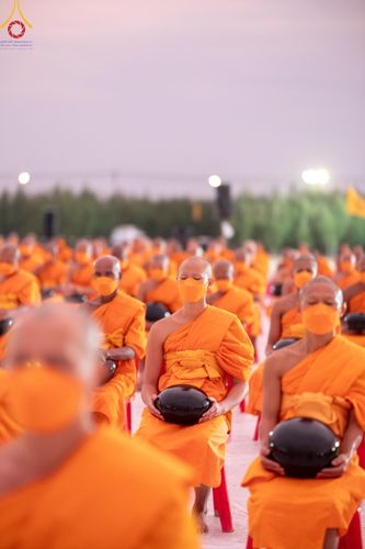 ภาพ No.118482:พิธีตักบาตรพระธรรมยาตรา ปีที่ 12 ณ อนุสรณ์สถานลำดับที่ 5 สถานที่เผยแผ่วิชชาธรรมกายครั้งแรก อนุสรณ์สถานบางปลา จ.นครปฐม วันที่ 25 มกราคม พ.ศ. 2567