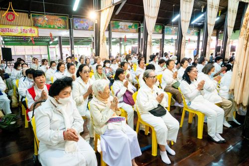 ภาพ No.195709:พิธีทอดผ้าป่าทำนุบำรุงศาสนสถาน ณ วัดคู้สลอดวุฒิโสภณ ต.คู้สลอด อ.ลาดบัวหลวง จ.พระนครศรีอยุธยา ในโครงการธรรมยาตรา กตัญญูบูชา มหาปูชนียาจารย์ พระมงคลเทพมุนี(สด จนฺทสโร) พระผู้ปราบมาร อนุสรณ์สถาน 7 แห่ง ปีที่ 13 วันที่ 13 มกราคม พ.ศ. 2568