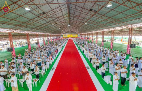 ภาพ No.250301:วันอังคารที่ 7 ตุลาคม พ.ศ. 2568 พิธีทอดผ้าป่าเพื่อสร้าง "ลานอเนกประสงค์พญานาค 4 ตระกูล" ณ พุทธอุทยานนานาชาติ อ.โพนพิสัย จ.หนองคาย