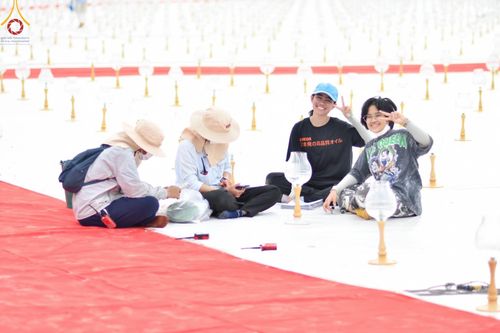 ภาพ No.128653:V.33 รวมพลังเพื่อบางกล่ำ การเตรียมงานของเจ้าหน้าที่หน่วยงานต่างๆ เพื่องานธรรมยาตราอัญเชิญพระบรมสารีริกธาตุ ประดิษฐาน ณ มหารัตนเจดีย์สิริปทุมสวรรค์ (เจดีย์อริยพุทธะ 5 พระองค์) ศูนย์ปฏิบัติธรรมภาคใต้ อ.บางกล่ำ จ.สงขลา ระหว่างวันที่ 9-10 มีนาคม พ.ศ. 2567