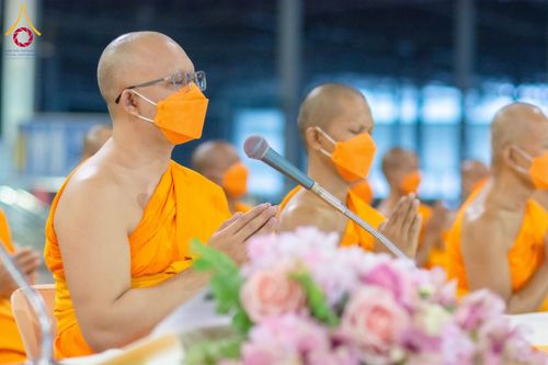 ภาพ No.120624:พิธีถวายภัตตาหารเป็นสังฆทาน แด่คณะพระธรรมยาตรา ปีที่ 12 วันที่ 29 มกราคม พ.ศ. 2567 ณ สภาธรรมกายสากล วัดพระธรรมกาย