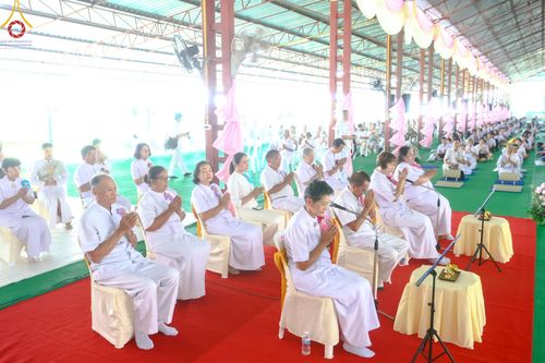 ภาพ No.172500:พิธีทอดกฐินเพื่อสร้าง "ลานเอนกประสงค์พญานาค 4 ตระกูล" วันที่ 15 พฤศจิกายน พ.ศ.2567 ณ พุทธอุทยานนานาชาติ อ.โพนพิสัย จ.หนองคาย