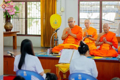 ภาพ No.195218:พิธีทอดผ้าป่าทำนุบำรุงศาสนสถาน ณ วัดพรสวรรค์ ต.หนองบ่อ อ.สองพี่น้อง จ.สุพรรณบุรี ในโครงการธรรมยาตรา กตัญญูบูชา มหาปูชนียาจารย์ พระมงคลเทพมุนี(สด จนฺทสโร) พระผู้ปราบมาร อนุสรณ์สถาน 7 แห่ง ปีที่ 13 วันที่ 13 มกราคม พ.ศ. 2568