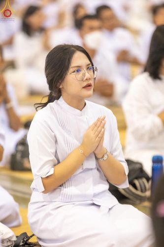 ภาพ No.188032:พิธีบูชาข้าวพระ วันขึ้นปีใหม่ 2568 ณ วัดพระธรรมกาย จ.ปทุมธานี วันที่ 1 มกราคม พ.ศ. 2568