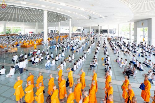 ภาพ No.234857:วันศุกร์ที่ 25 กรกฎาคม พ.ศ. 2568 (วันพระ แรม 15 ค่ำ เดือน 8) พิธีบุพเปตพลี ครั้งที่ 167 ร่วมอุทิศบุญแด่หมู่ญาติที่ล่วงลับไปแล้ว และสืบทอดอายุพระพุทธศาสนา ณ หอฉันคุณยายอาจารย์ฯ วัดพระธรรมกาย