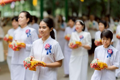 ภาพ No.227378:วันเสาร์ที่ 31 พฤษภาคม พ.ศ. 2568 พิธีเวียนประทักษิณรอบพระอุโบสถ ในพิธีอุปสมบท สามเณรเตรียม DCI รุ่นที่ 22 ณ อุโบสถพระไตรปิฎก วัดพระธรรมกาย