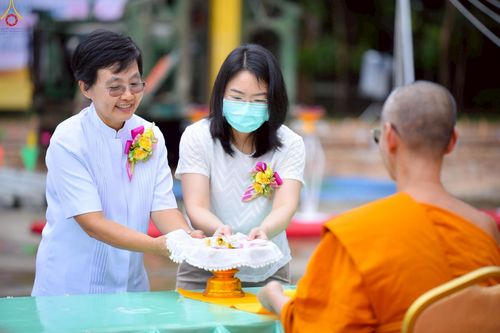 ภาพ No.249963:วันอังคารที่ 30 กันยายน พ.ศ. 2568 พิธีตอกเสามงคลต้นแรกอาคารเศรษฐีถาวร ที่พักผู้มาปฏิบัติธรรม ณ ศูนย์ปฏิบัติธรรมจันทบุรี