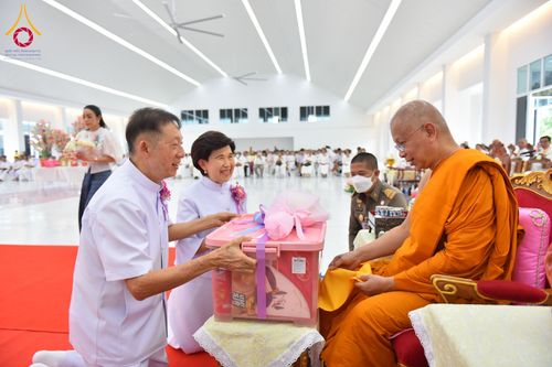 ภาพ No.152513:พิธียกฉัตรขาว 5 ชั้น กางกั้นถวายองค์พระประธาน อาคารปฏิบัติธรรมวัดสายสุวพรรณ ต.คลองสี่ อ.คลองหลวง จ.ปทุมธานี วันเสาร์ที่ 7 กันยายน พ.ศ. 2567