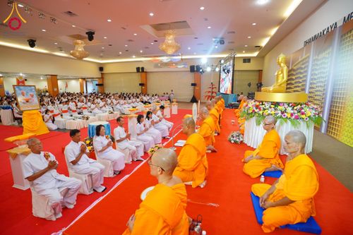 ภาพ No.173876:พิธีทอดกฐิน วัดภาวนาปีนัง ประเทศมาเลเซีย วันที่ 31 ตุลาคม พ.ศ. 2567