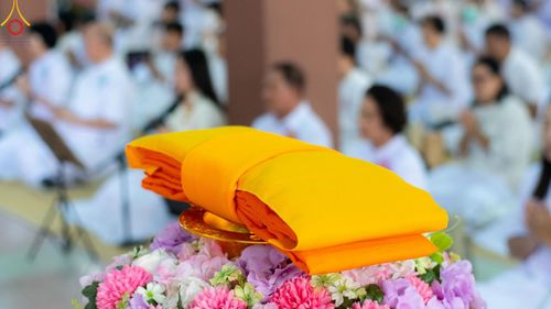 ภาพ No.189904:พิธีทอดผ้าป่าทำนุบำรุงศาสนสถาน ณ วัดอัมพวัน ต.สองพี่น้อง อ.สองพี่น้อง จ.สุพรรณบุรี ในโครงการธรรมยาตรา กตัญญูบูชา มหาปูชนียาจารย์ พระมงคลเทพมุนี(สด จนฺทสโร) พระผู้ปราบมาร อนุสรณ์สถาน 7 แห่ง ปีที่ 13 วันที่ 5 มกราคม พ.ศ. 2568