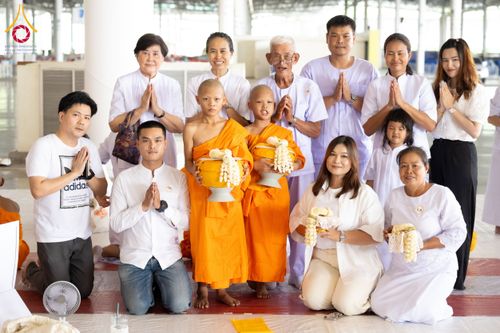 ภาพ No.134994:พิธีถวายบาตรแด่นาคธรรมทายาท ในโครงการบรรพชาสามเณรฟื้นฟูพระพุทธศาสนาทั่วไทย ณ สภาธรรมกายสากล วัดพระธรรมกาย จ.ปทุมธานี วันเสาร์ที่ 6 เมษายน พ.ศ. 2567