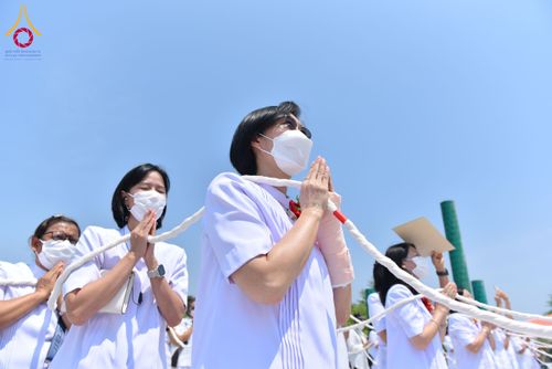 ภาพ No.131528:พิธีทอดผ้าป่ายกค้ำฟ้ามหามงคล อาคาร 80 ปี หลวงพ่อธัมมชโย ณ ศูนย์ปฏิบัติธรรมวิหารแดง ต.เจริญธรรม อ.วิหารแดง จ.สระบุรี วันที่ 17 มีนาคม พ.ศ. 2567