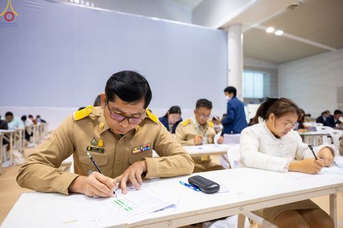 ภาพ No.104276:โครงการตอบปัญหาธรรมะทางก้าวหน้า ครั้งที่ 41 รอบชิงชนะเลิศระดับชาติ วันเสาร์ที่ 23 ธันวาคม พ.ศ. 2566 ณ ห้องแก้วสารพัดนึก วัดพระธรรมกาย จัดโดย ชมรมพุทธศาสตร์สากล