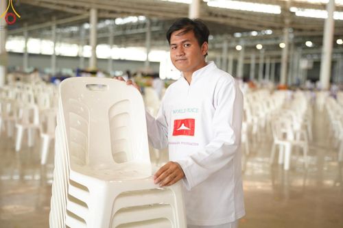 ภาพ No.134590:V.35 เพื่อบุญต้นเดือน การรับบุญของเจ้าหน้าที่หน่วยงานต่างๆ เพื่องานบุญวันอาทิตย์ต้นเดือน ณ วัดพระธรรมกาย วันที่ 7 เมษายน พ.ศ. 2567