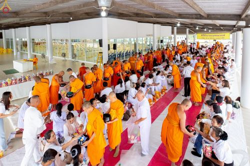 ภาพ No.245186:วันเสาร์ที่ 13 กันยายน พ.ศ. 2568 พิธีถวายสังฆทานแด่คณะสงฆ์ 323 วัด ปีที่ 21 ครั้งที่ 181 พิธีมอบกองทุนหนุนแรงใจช่วยครูใต้ ปีที่ 18 ครั้งทึ่ 144 และพิธีทำบุญอุทิศส่วนกุศลให้ผู้วายชนม์ ณ ศูนย์ปฏิบัติธรรมภาคใต้ จ.สงขลา