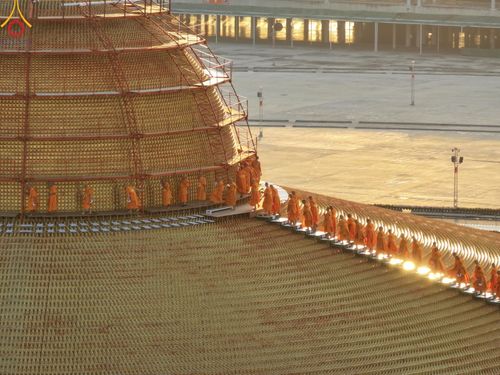 ภาพ No.194512:พิธีปฐมเริ่มสุวรรณรังสรรค์มหาธรรมกายเจดีย์ วันจันทร์ที่ 13 มกราคม พ.ศ. 2568 ณ มหาธรรมกายเจดีย์ วัดพระธรรมกาย จ.ปทุมธานี