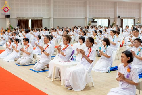 ภาพ No.255048:วันที่ 15 ตุลาคม พ.ศ. 2568 พิธีทอดกฐินสามัคคีประจำปี 2568 บูชาธรรม 81 ปี หลวงพ่อธัมมชโย ณ ศูนย์อบรมเยาวชนกาญจนบุรี