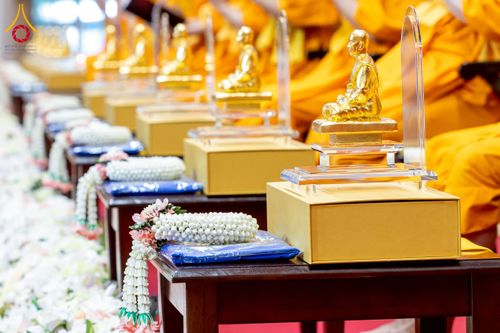 ภาพ No.272888:วันอาทิตย์ที่ 23 พฤศจิกายน พ.ศ.2568 พิธีมุทิตาสักการะ พระมหาเถระและพระเถระ ประจำปีพุทธศักราช 2568 ณ ห้องแก้วสารพัดนึก 2 สภาธรรมกายสากล  วัดพระธรรมกาย